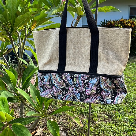 No Boundaries Beach Cooler Bag - Picture 1 of 5